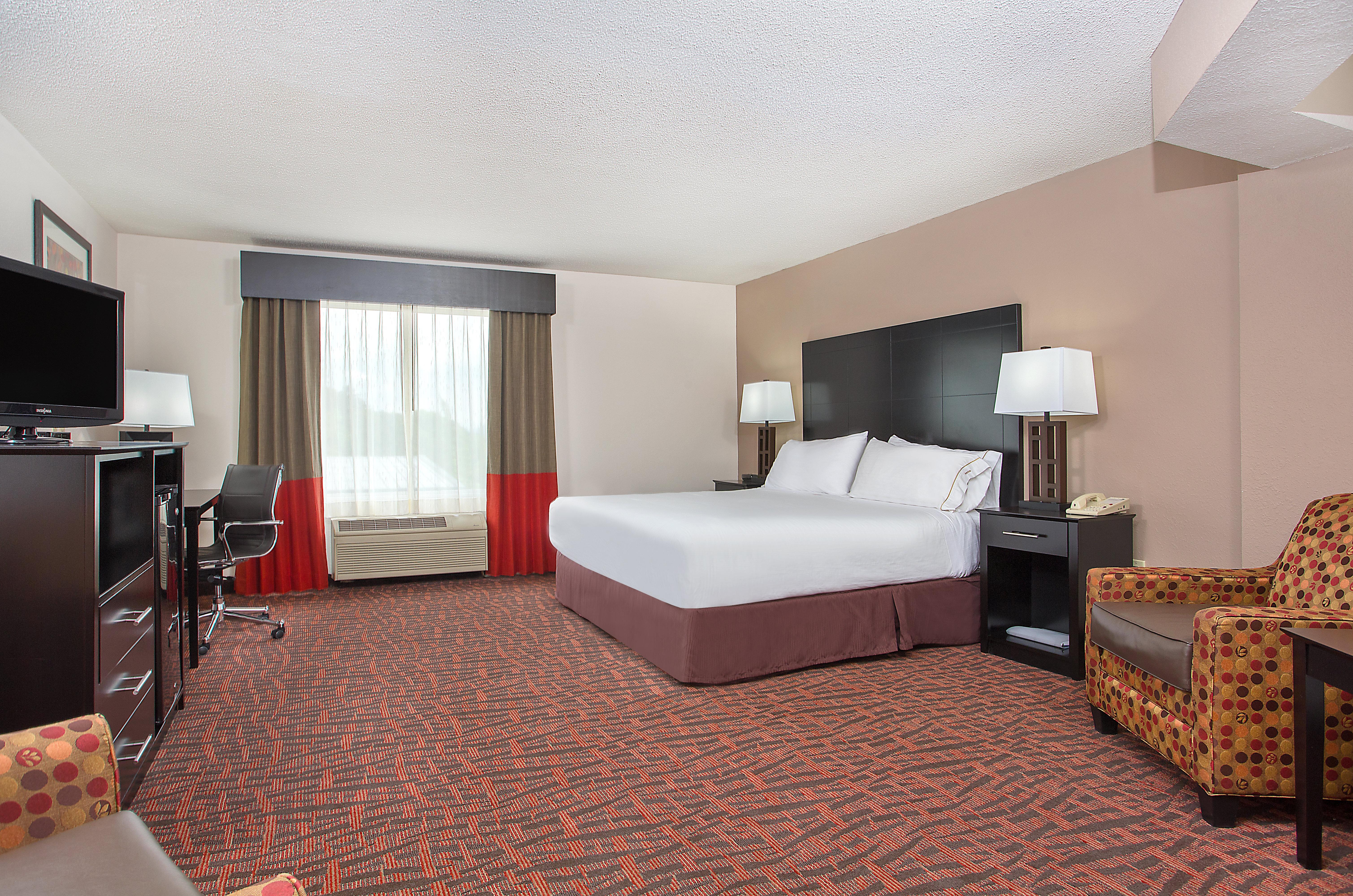 Express & By Ihg Murphy