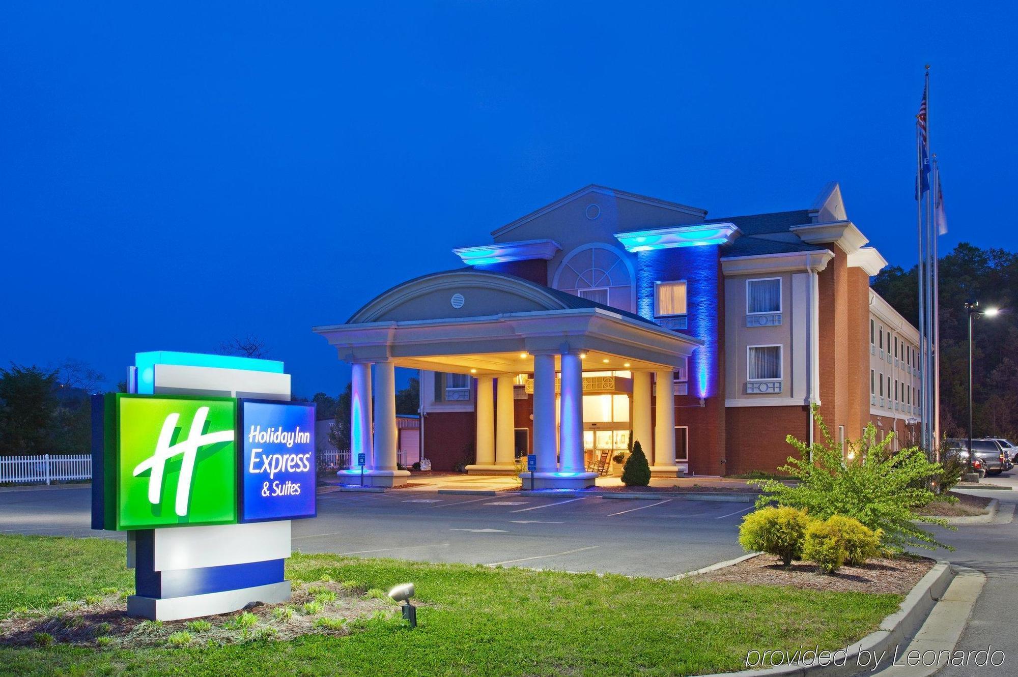 Express & By Ihg 3*