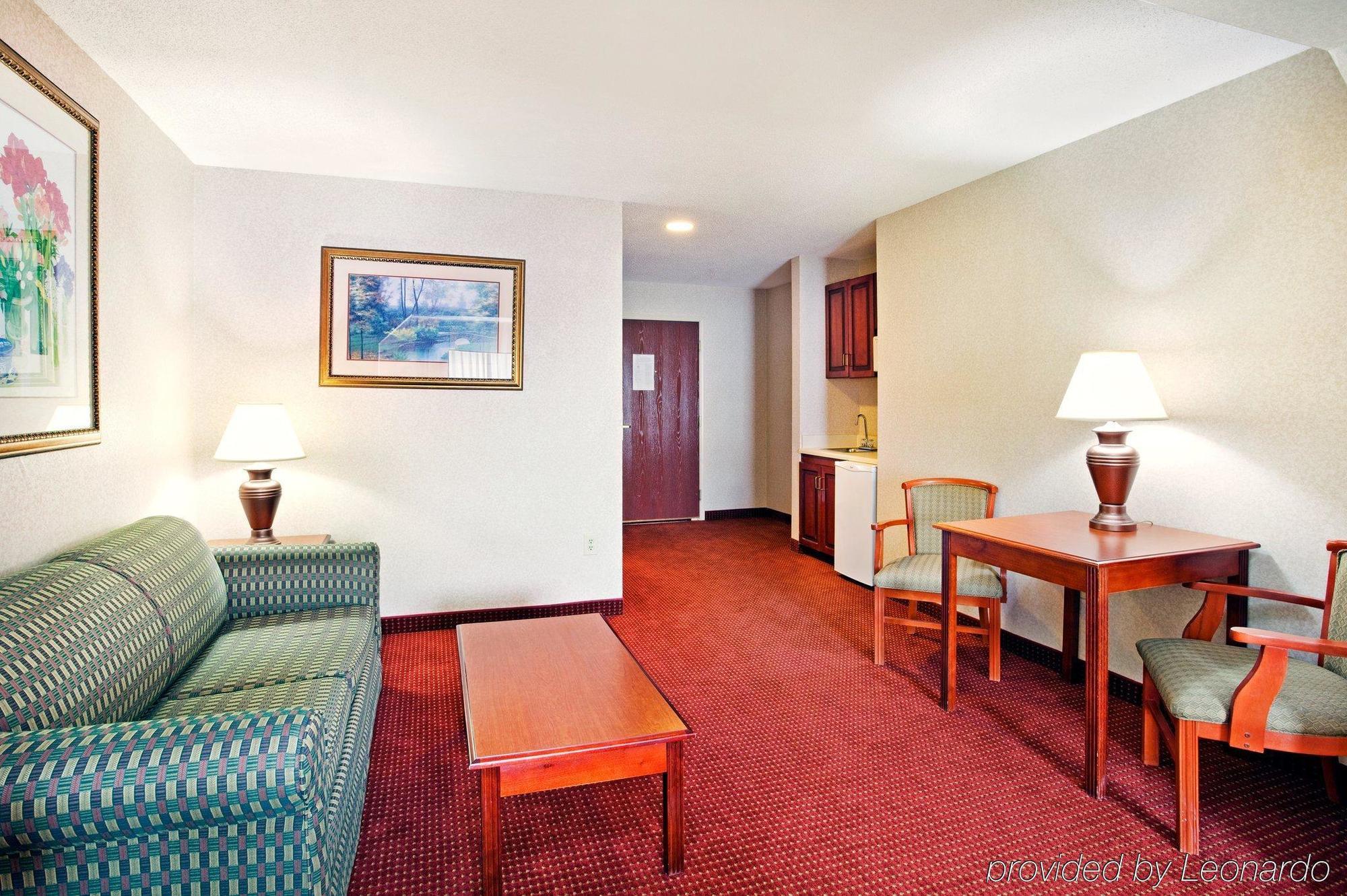 Express & By Ihg 3* Murphy