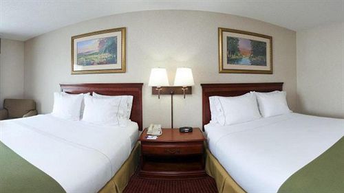 Express & By Ihg