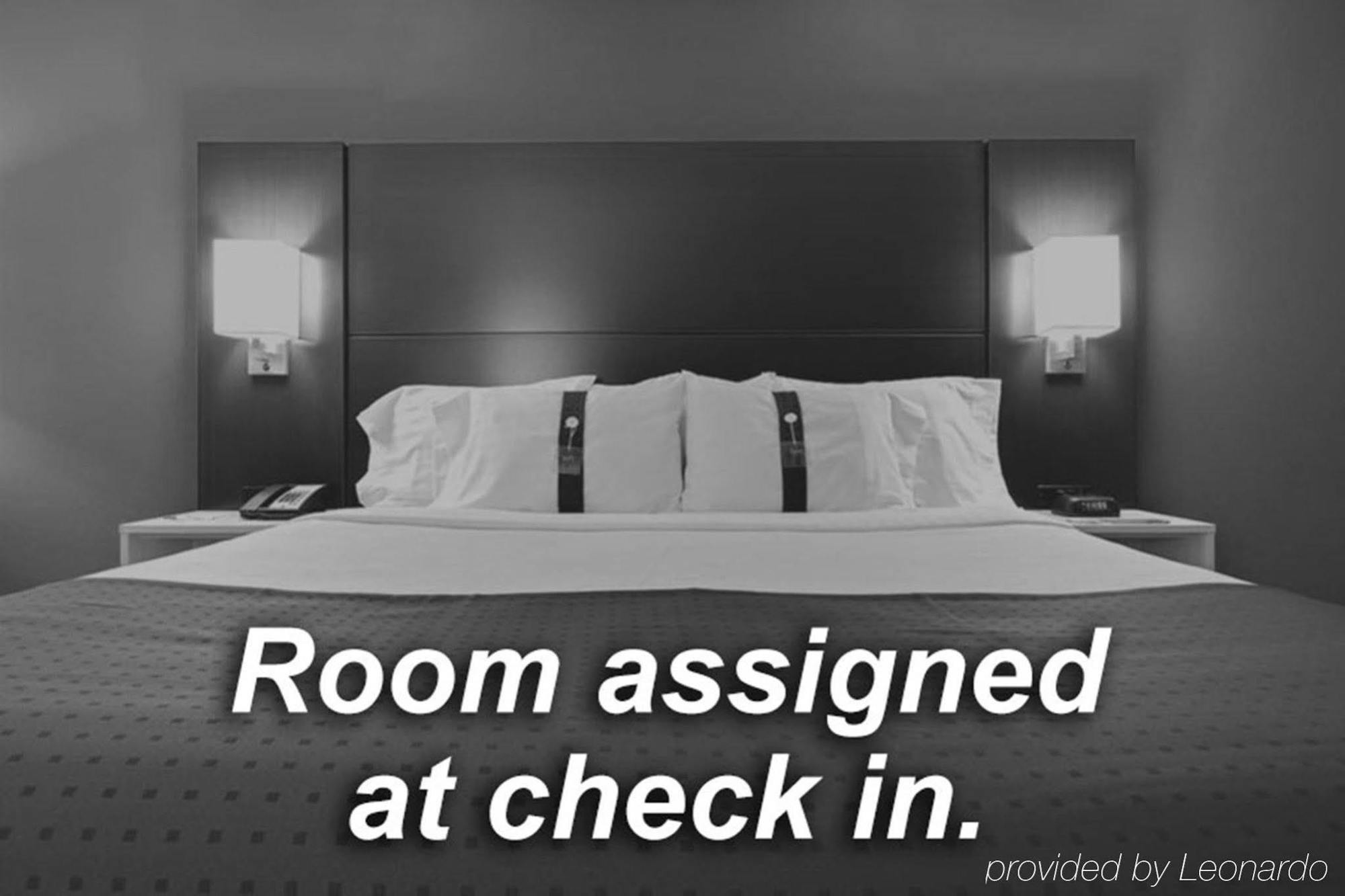 Hotel Express & By Ihg 3*
