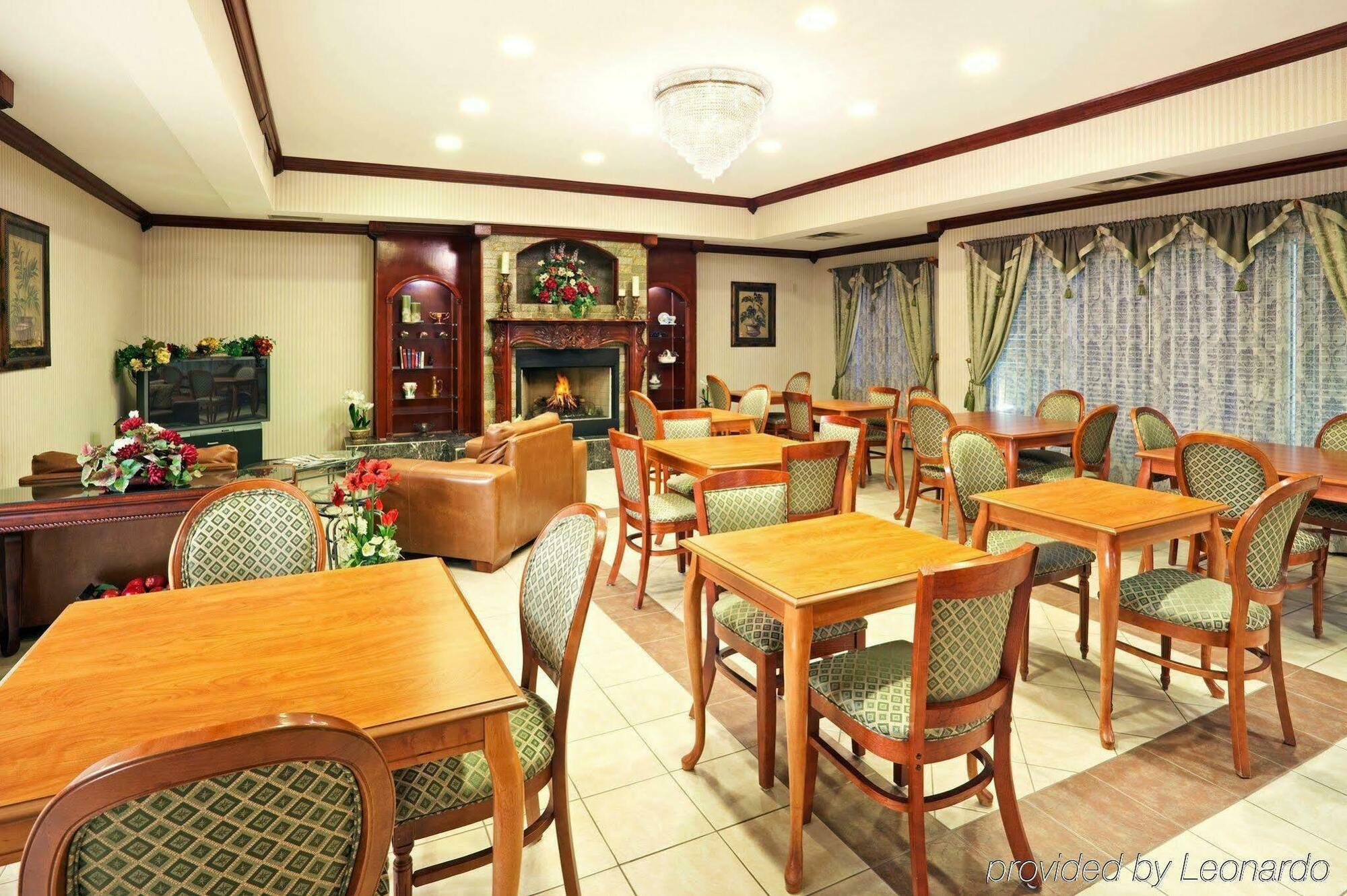 Hotel Express & By Ihg 3*